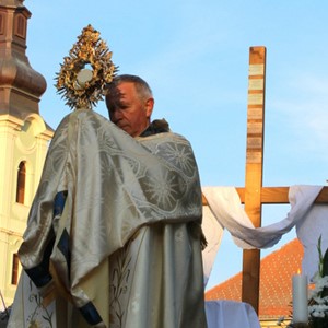 Proslava svetkovine Tijelova u Karlovcu 